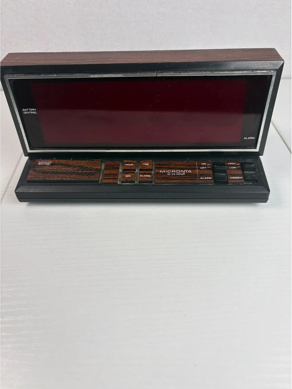 Micronta Radio Shack Vintage LED Alarm Clock Wood Grain Cat No 63-765A Tested